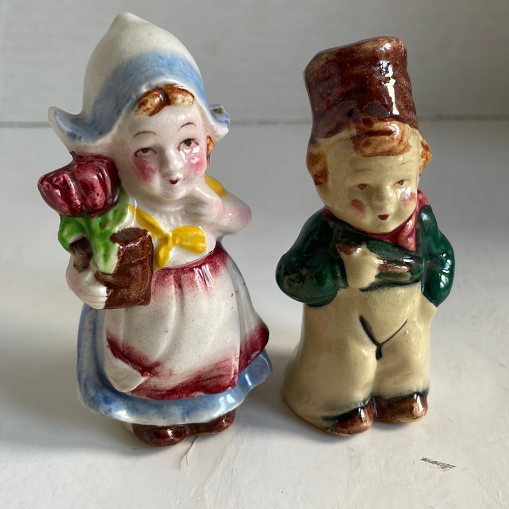 Antique Vintage Japan Hand Painted Dutch Boy & Girl Salt & Pepper Shakers